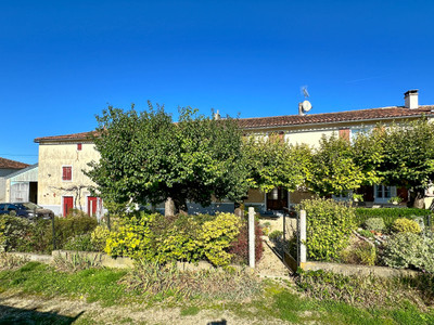 French property for sale in Cressé, Charente-Maritime - €120,100 - photo 2