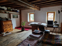 Maison à vendre à Le Mayet De Montagne, Allier - 275 000 € - photo 5