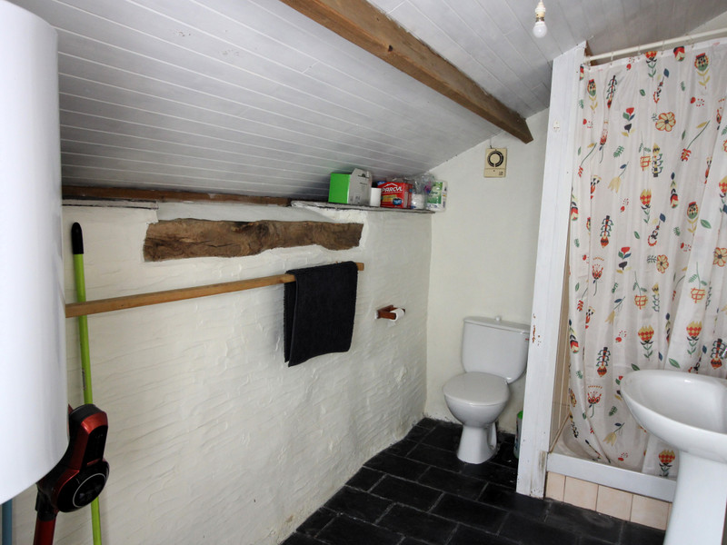 French property for sale in Plonévez-du-Faou, Finistère - €41,300 - photo 7