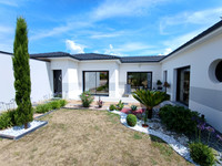 Maison à vendre à Périgueux, Dordogne - 439.000 € - photo 1
