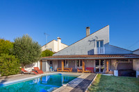 houses and homes for sale inL'Isle-d'EspagnacCharente Poitou_Charentes