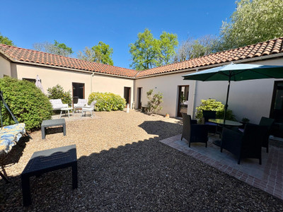 French property for sale in Saint-Estèphe, Dordogne - €240,750 - photo 13