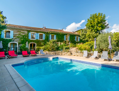 Elegant boutique style B&B comprising a maison de maître, 5 private gîtes, and pool in the South of France.