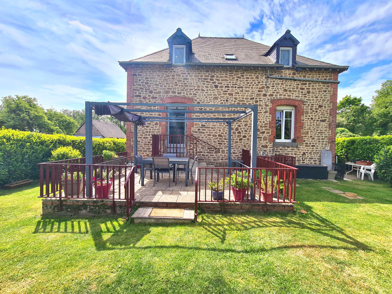 French property for sale in Saint-Mars-sur-Colmont, Mayenne - €179,500 - photo 9