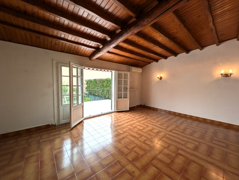 French property for sale in Avignon, Vaucluse - €259,000 - photo 1
