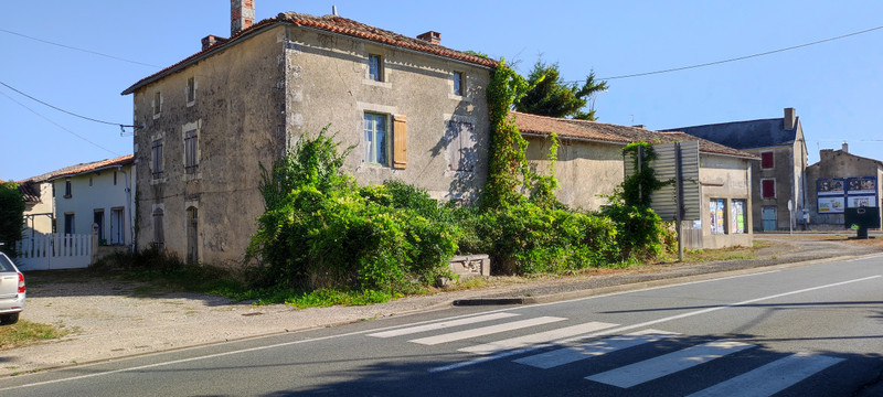French property for sale in Limalonges, Deux-Sèvres - €48,600 - photo 2