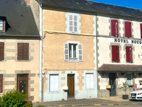 Maison à vendre à Fursac, Creuse - 65.000 € - photo 1