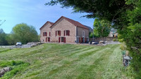 Propriété à vendre à Arnac-la-Poste, Haute-Vienne - 199 800 € - photo n°1