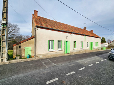 Maison à vendre à Commentry, Allier, Auvergne, avec Leggett Immobilier