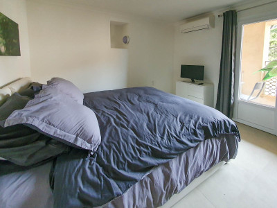 French property for sale in Castillon-du-Gard, Gard - €220,000 - photo 4