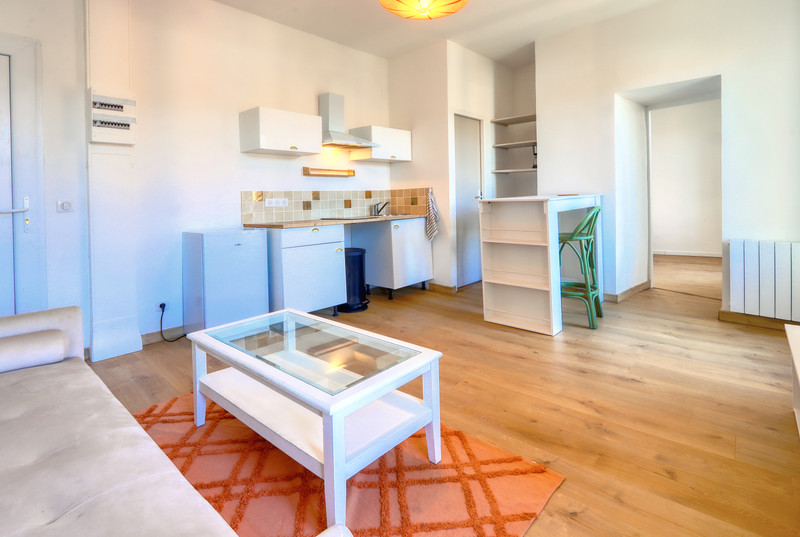 French property for sale in Apt, Vaucluse - €199,000 - photo 10