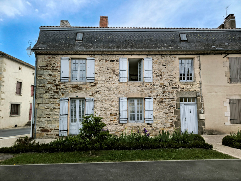 Propriété à vendre à Val-d'Oire-et-Gartempe, Haute-Vienne - 76 450 €