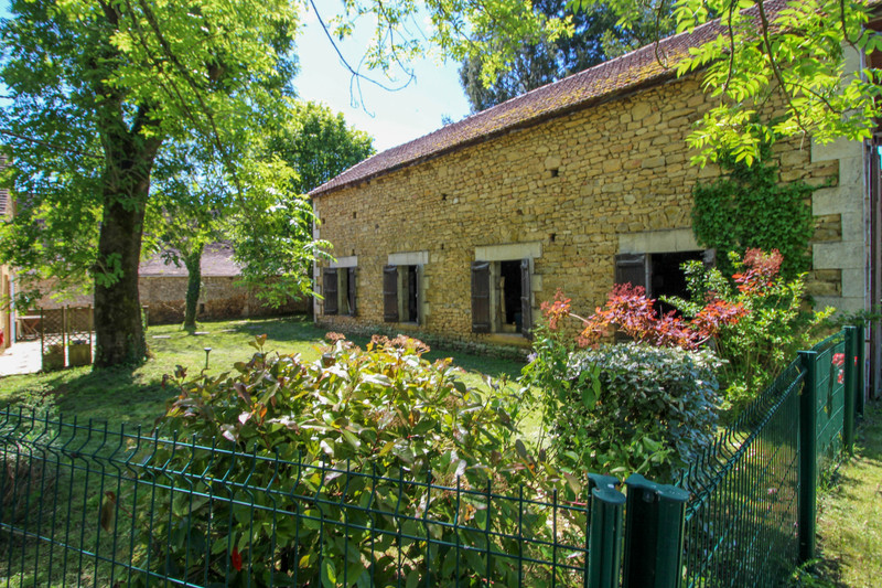 French property for sale in Trémolat, Dordogne - €187,000 - photo 2