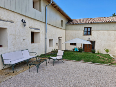 French property for sale in Saint-Amour-Bellevue, Saône-et-Loire - €659,000 - photo 7