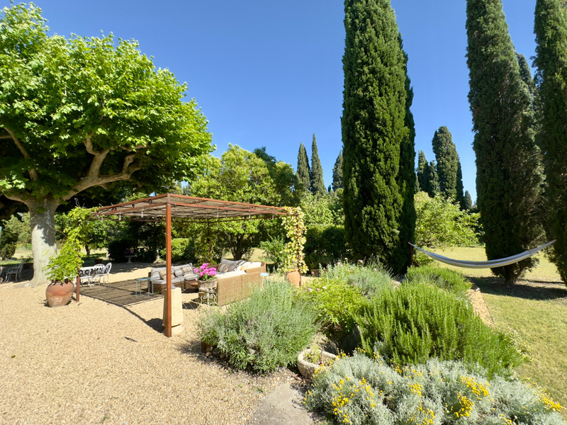 Propriété à vendre à Saint-Rémy-de-Provence, Bouches-du-Rhône - 1 425 000 €