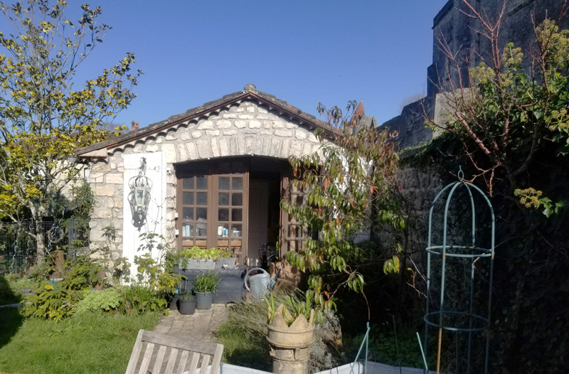 French property for sale in Villebois-Lavalette, Charente - €264,000 - photo 8