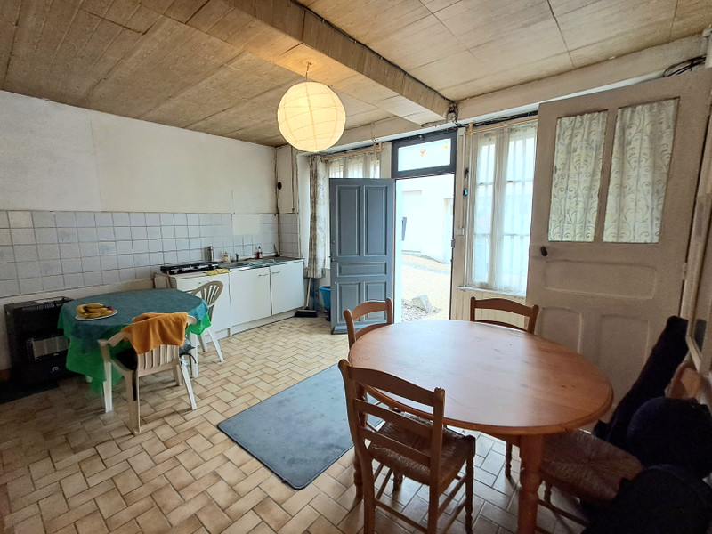French property for sale in Le Teilleul, Manche - €55,000 - photo 2