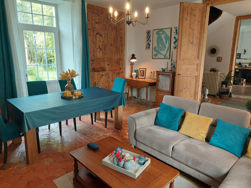 French property for sale in Angoulême, Charente - €420,000 - photo 5