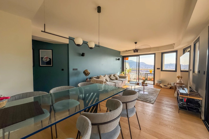 French property for sale in Nice, Alpes-Maritimes - €949,000 - photo 2