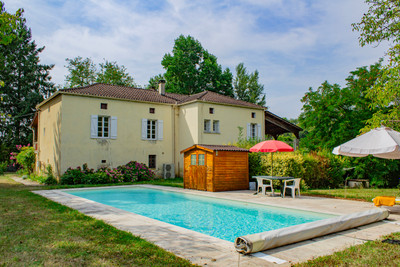 French property for sale in Anglars-Juillac, Lot - €470,000 - photo 2