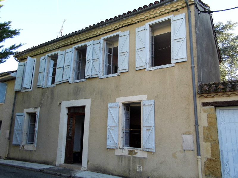 Maison à vendre à Masseube, Gers - 88 000 € - photo 1 Maison à vendre à Masseube, Gers - 88 000 € - photo 1