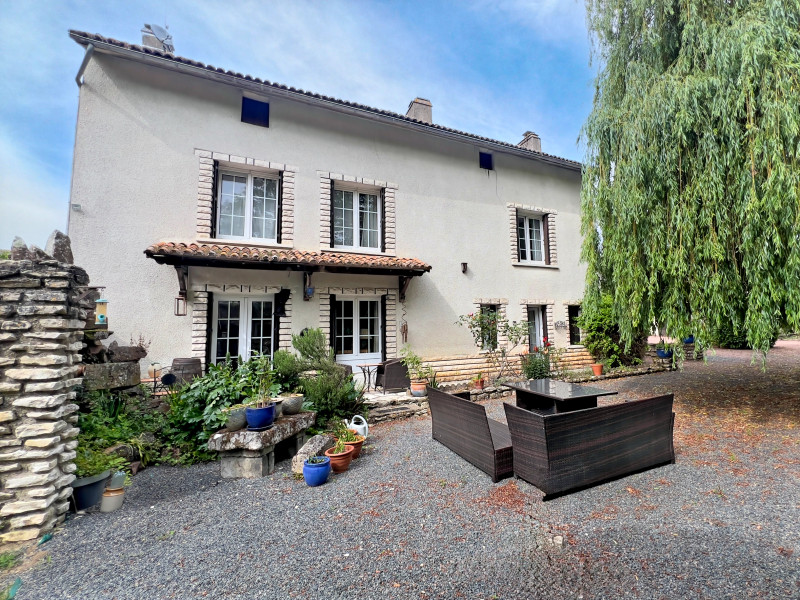 Propriété à vendre à Moncontour, Vienne - 256 800 €
