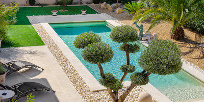 French property for sale in Uzès, Gard - €897,000 - photo 3
