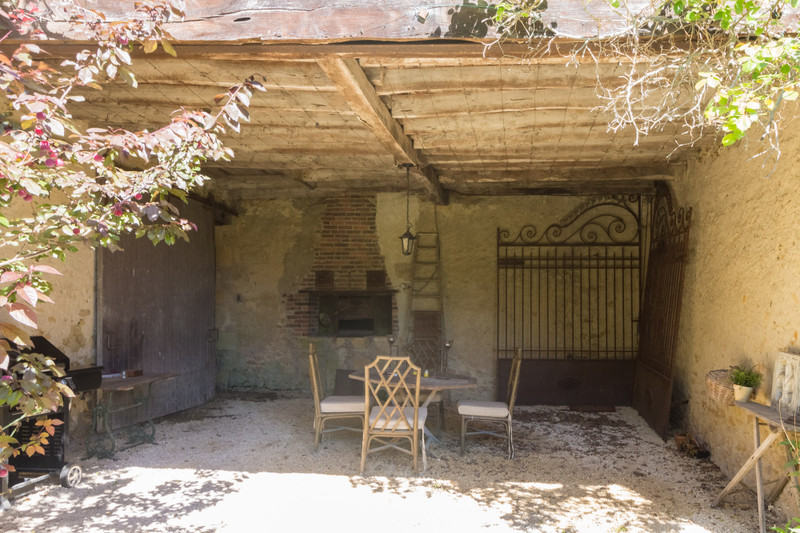 French property for sale in Sarlat-la-Canéda, Dordogne - &#8364;850,000 - photo 8
