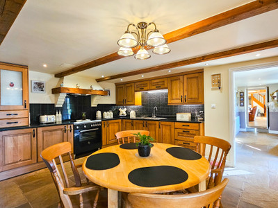 French property for sale in Guerlédan, Côtes-d'Armor - €449,500 - photo 2