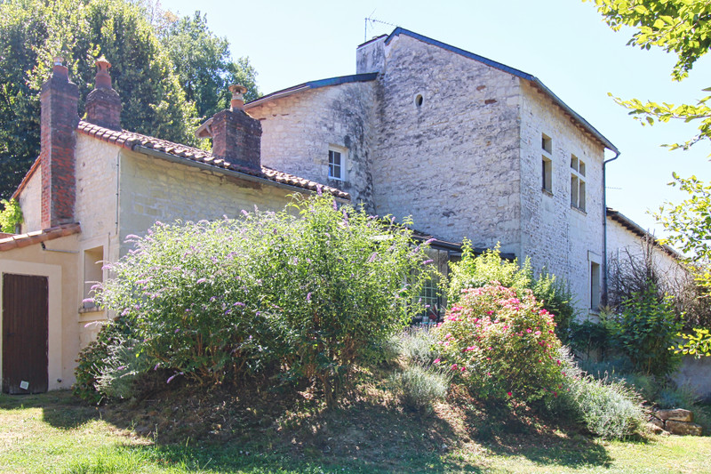 French property for sale in Colombiers, Vienne - &#8364;530,000 - photo 5