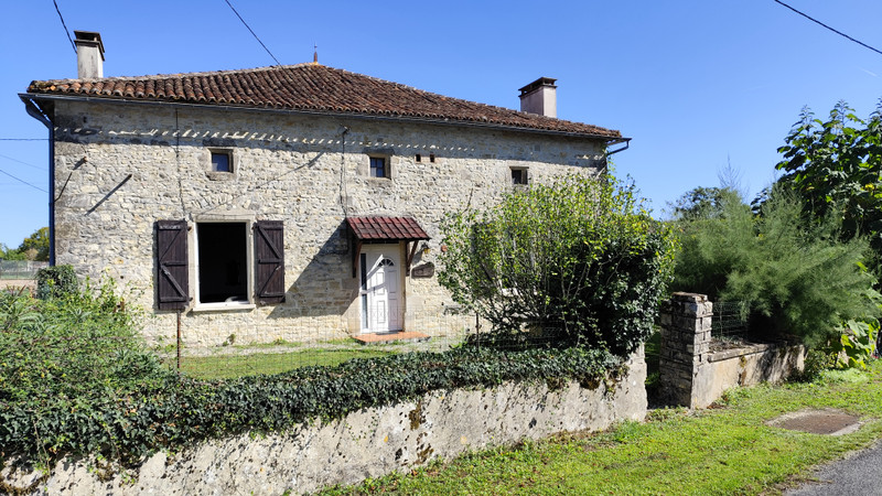French property for sale in Le Grand-Madieu, Charente - €149,995 - photo 0