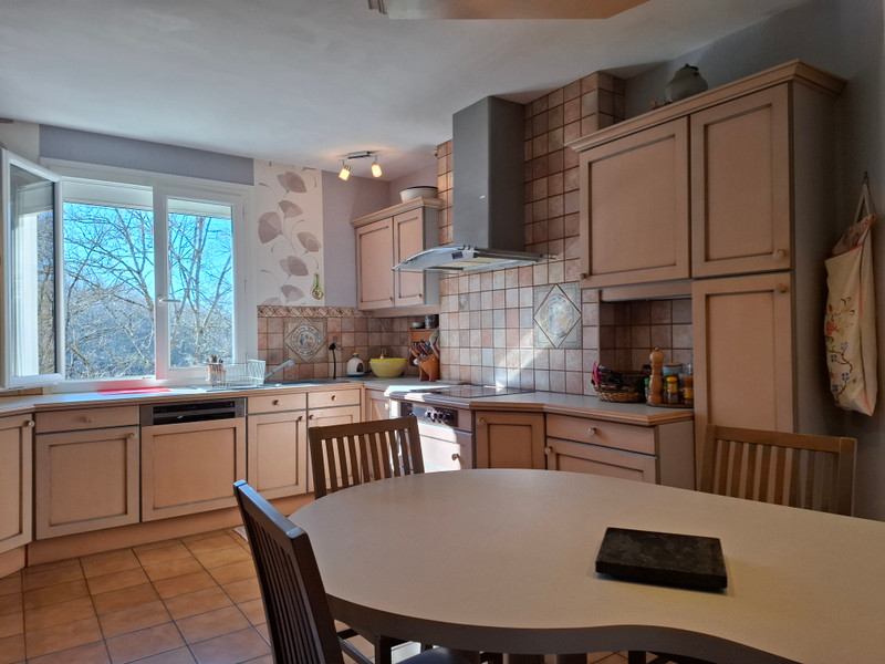 French property for sale in Panazol, Haute-Vienne - €273,000 - photo 4