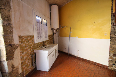 French property for sale in Brignac, Hérault - €136,250 - photo 6