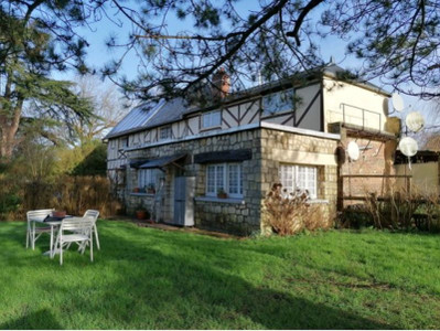 Maison à vendre à Bonneville-sur-Touques, Calvados, Basse-Normandie, avec Leggett Immobilier