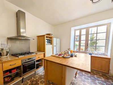 French property for sale in Montolieu, Aude - €360,000 - photo 8
