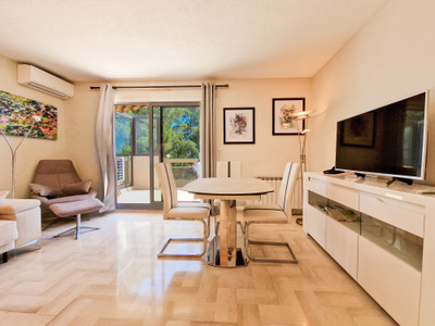 French property for sale in Nice, Alpes-Maritimes - €385,000 - photo 5