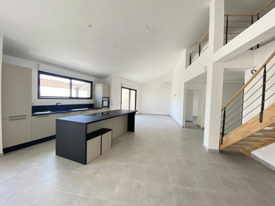French property for sale in La Londe-les-Maures, Var - €995,000 - photo 1