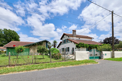 Maison à vendre à Peyrehorade, Landes, Aquitaine, avec Leggett Immobilier