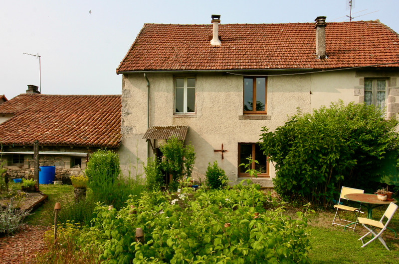 Maison à vendre à Saint-Estèphe, Dordogne - 80 000 € - photo 1