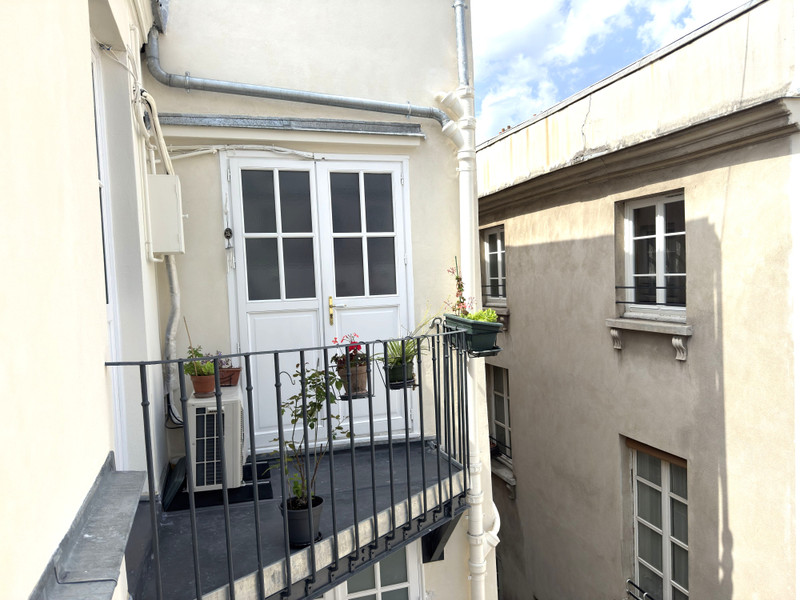 French property for sale in Paris 4e Arrondissement, Paris - €390,000 - photo 2