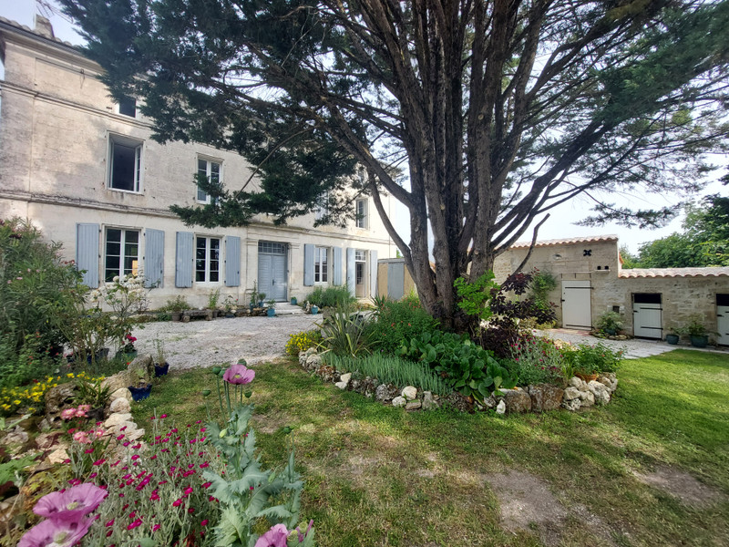 French property for sale in Angoulême, Charente - €420,000 - photo 0