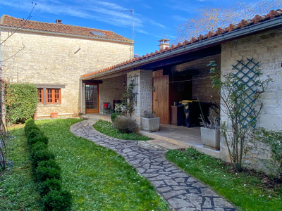 French property for sale in Mansle, Charente - €256,800 - photo 1