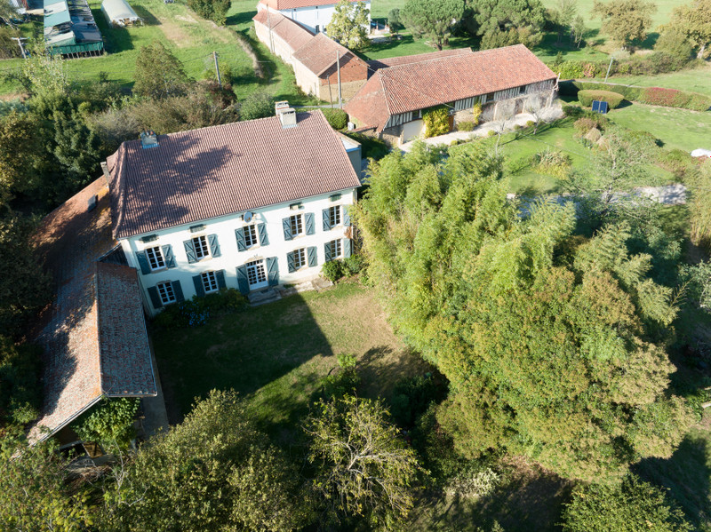 French property for sale in Saint-Lanne, Hautes-Pyrénées - €399,000 - photo 8