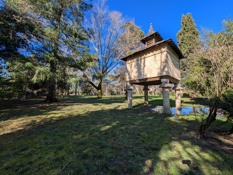 French property for sale in Labruguière, Tarn - €750,000 - photo 2