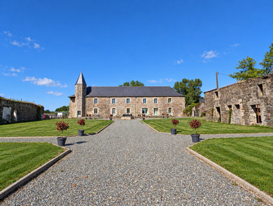 French property for sale in Plévin, Côtes-d'Armor - €815,000 - photo 1