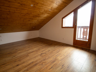 Ski property for sale in Meribel - €555,000 - photo 9