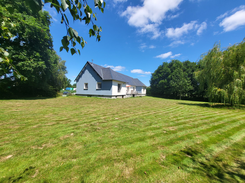 Maison à vendre à Désertines, Mayenne - 299.950 € - photo 1