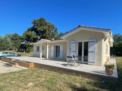 French property for sale in La Clotte, Charente-Maritime - €327,000 - photo 8