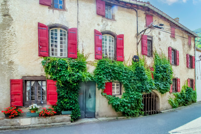 Maison à vendre à Mas-Cabardès, Aude, Languedoc-Roussillon, avec Leggett Immobilier