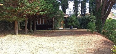 Terrain à vendre à La Garde-Freinet, Var, PACA, avec Leggett Immobilier